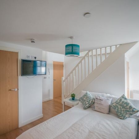 Benley City Stays - Kirkstall Bridge Apartments Leeds (West Yorkshire) Ngoại thất bức ảnh